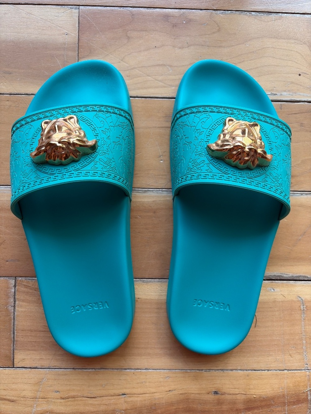 Versace slides